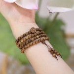 Vòng trầm hương 108 hạt mix hoa sen