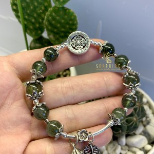 VÒNG ĐEO TAY THẠCH ANH DÂU XANH MIX CHARM BẠC